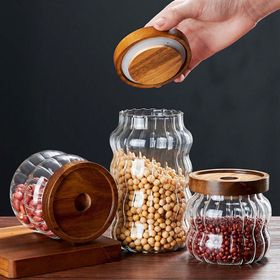 pyrex jar with bamboo lid