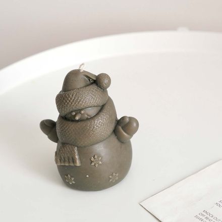 snowman candle